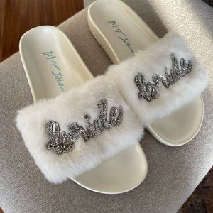 Bridal slides
